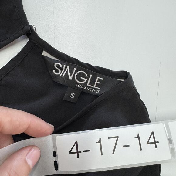 Single Los Angeles Shirt Womens Small Black Cold Shoulder Long Sleeve Blouse Top - Picture 3 of 8